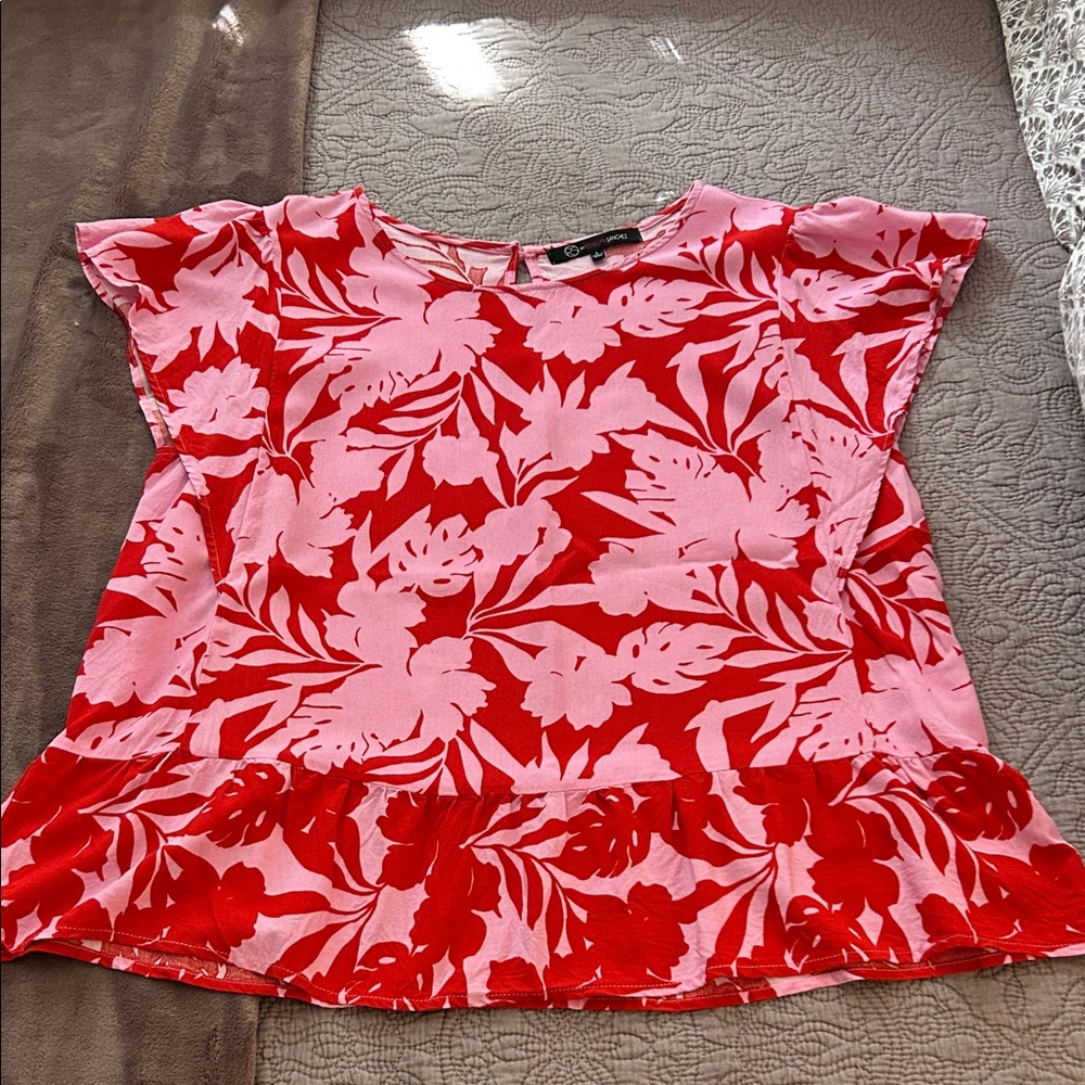Roselyn Sanchez flutter blouse top Sz large